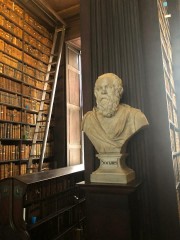 Socrate-trinity-college-old-library-dublin.jpg
